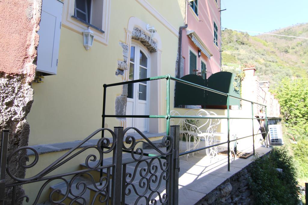 5 Lands Yellow Cottage Levanto Eksteriør billede